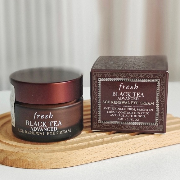 $74 Fresh Black Tea Advanced Eye Renewal Cream in Full Size NIB - Picture 1 of 1